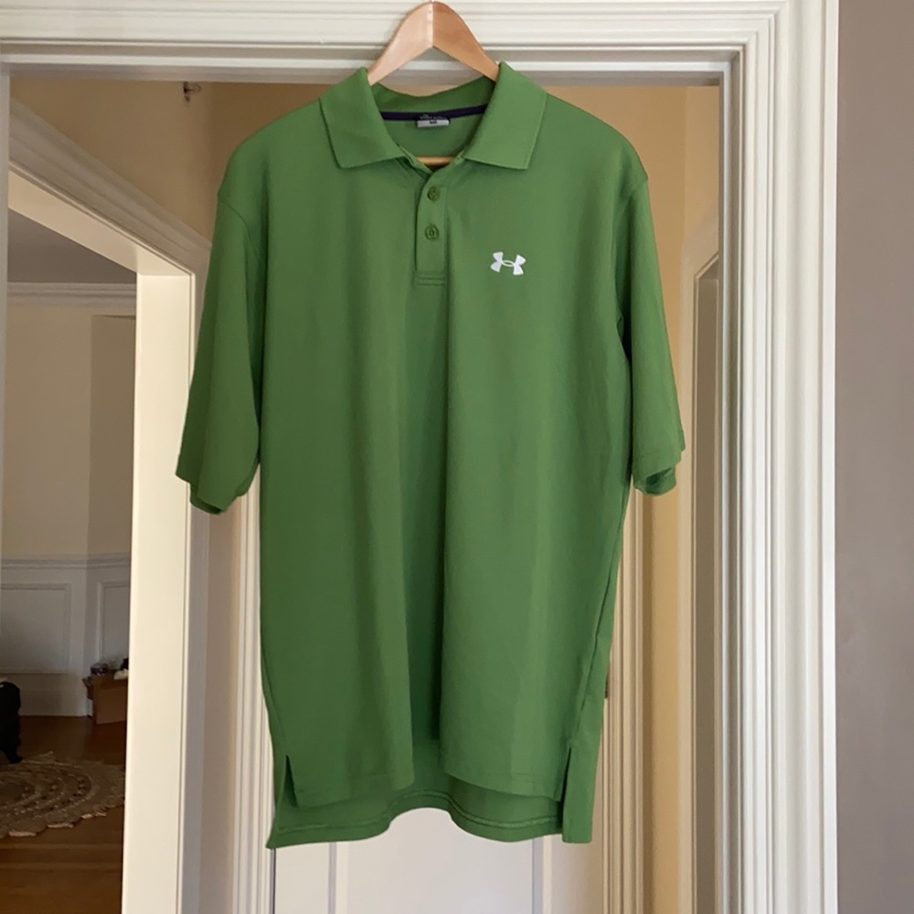Men’s Under Armour short sleeve shirt size Medium. Lime green